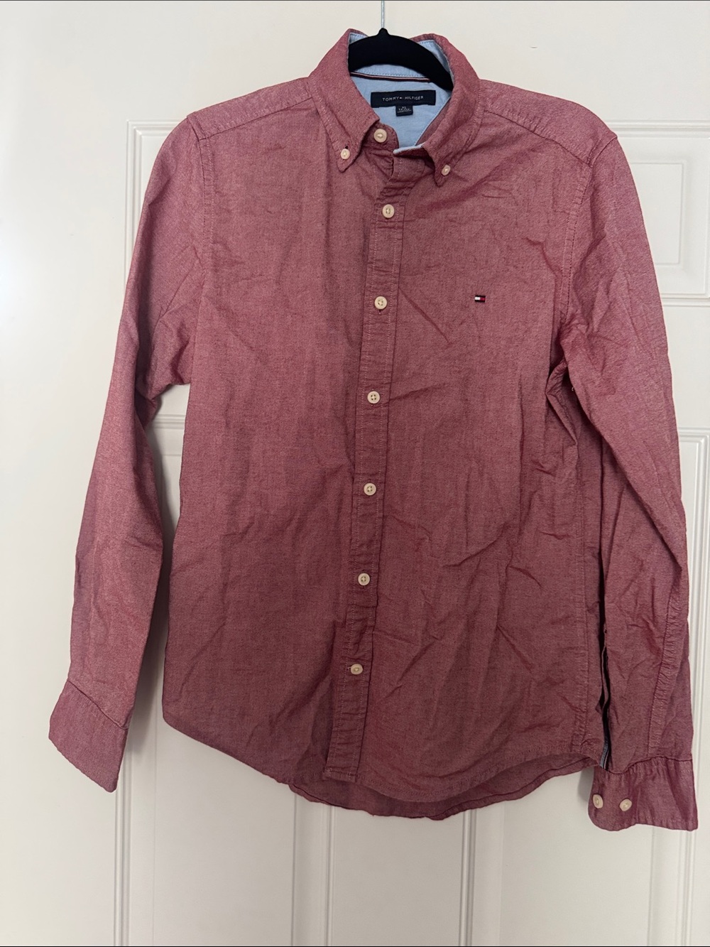 Tommy Hilfiger Men’s Dusty Red Long-Sleeve Button-Down Shirt